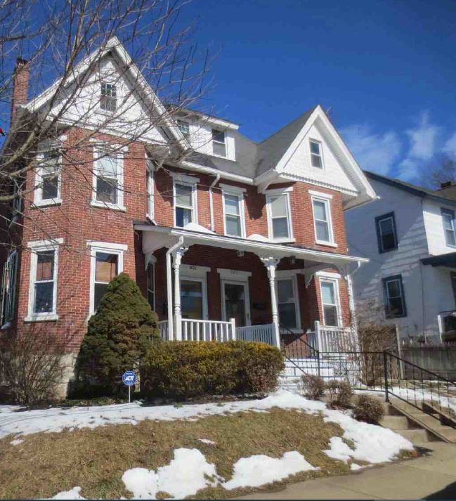 Kennett Square PA   For - Mul Front