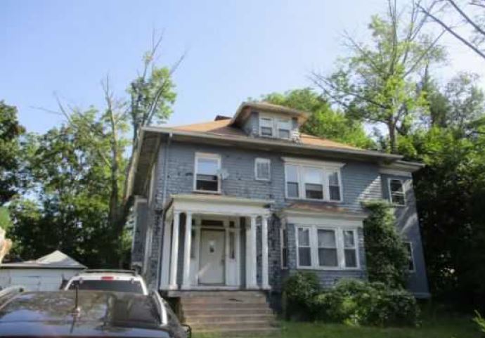 In Hartford Connecticut - In Hartford Connecticut Exterior 21