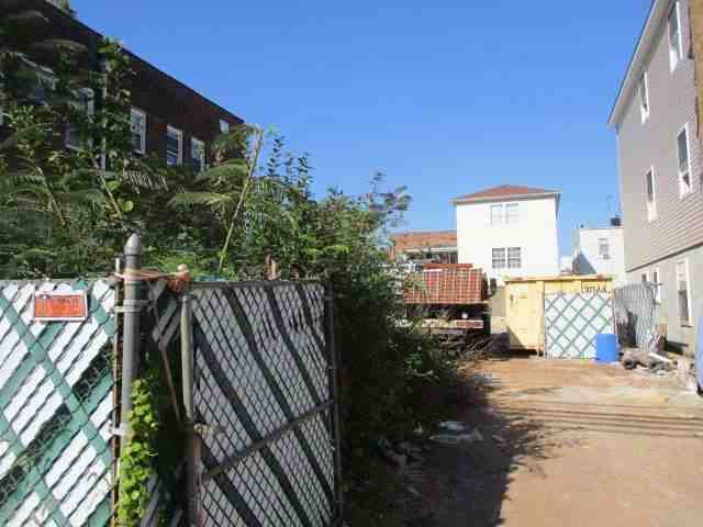 Newark NJ - Front 5 21