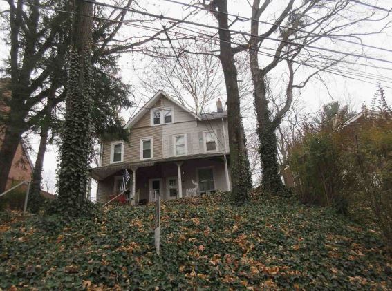 In Cheltenham, PA - In Cheltenham Pa Front 5 6