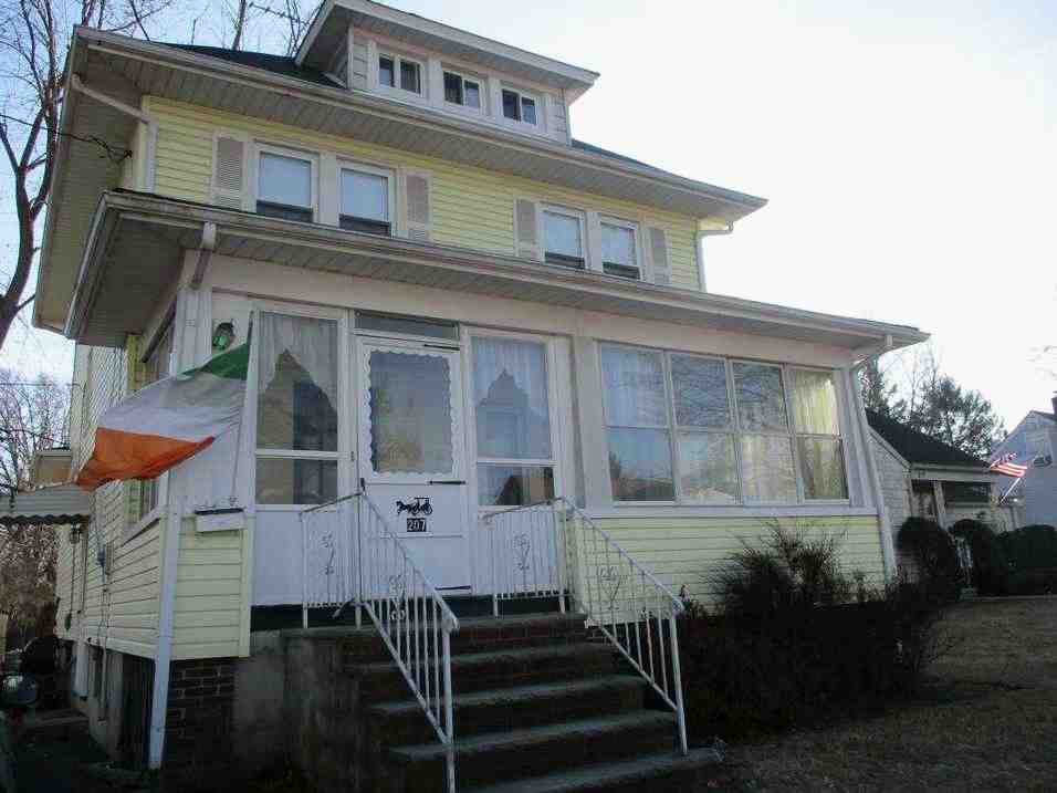 For  In Gardwood NJ - Front 7 10