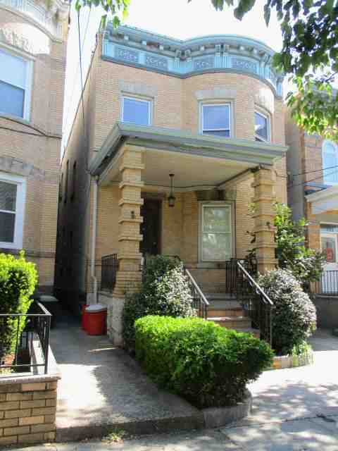 In Weehawken NJ - In Weehawken Nj Front 9 2