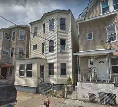 For  In Paterson NJ - Front 9 4